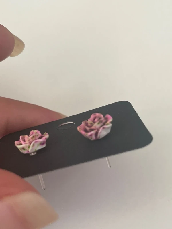 Boucles d’oreilles petite rose rose et vert – photo 3